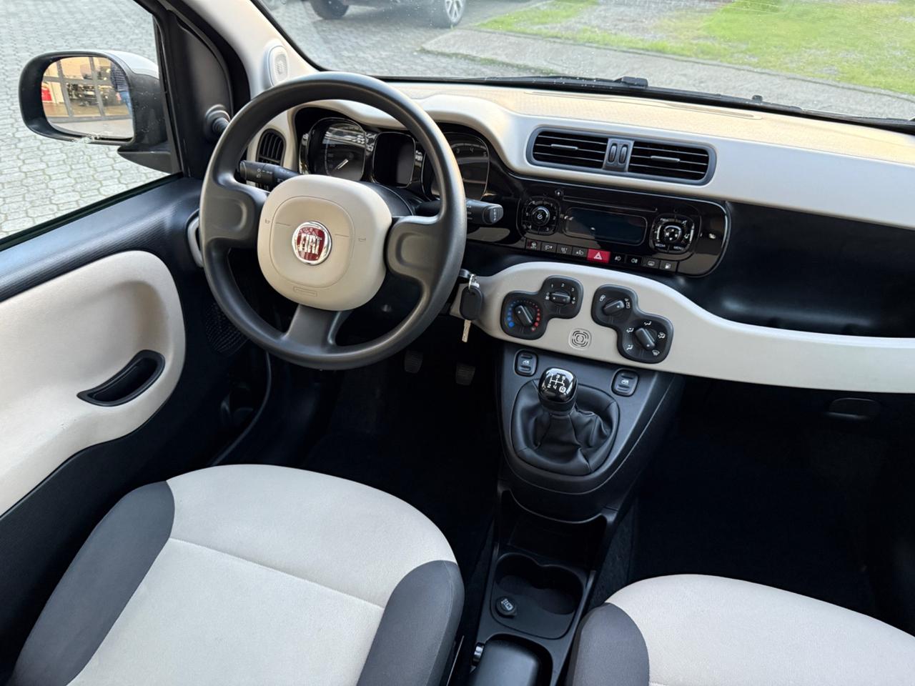 Fiat Panda 0.9 - 5 POSTI|METANO|NEOPATENTATI