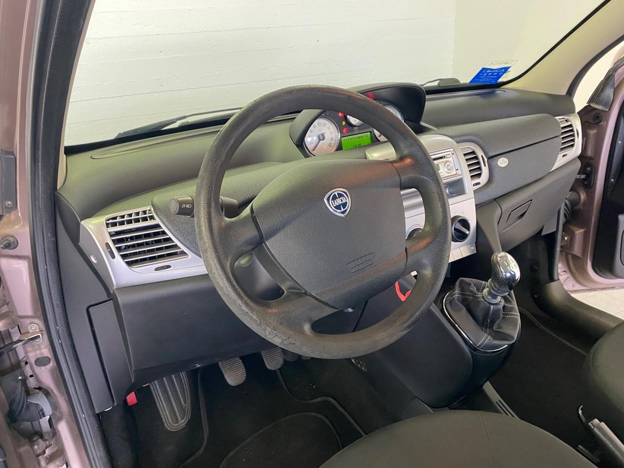 Lancia Ypsilon 1.2 GPL EURO5 NEOPATENTATI