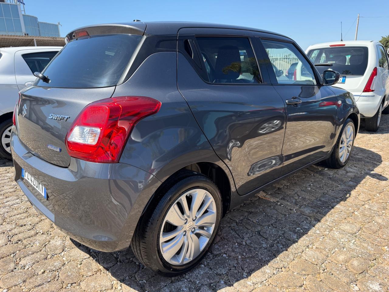 Suzuki Swift 1.2 Hybrid Cool