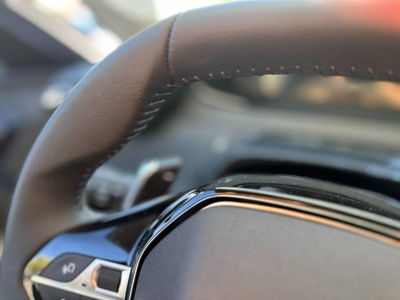 PEUGEOT 208 II 2023 - 208 1.2 hybrid Allure 110cv e-dcs 6