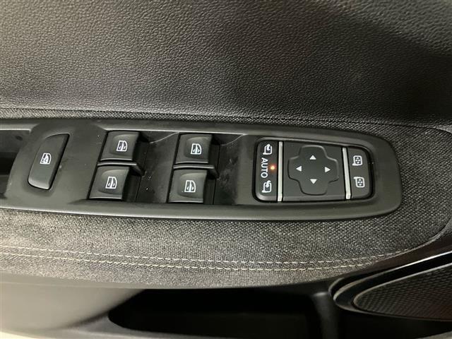 RENAULT ZOE Iconic R135 e-shifter Batteria prop. Ricarica rapi