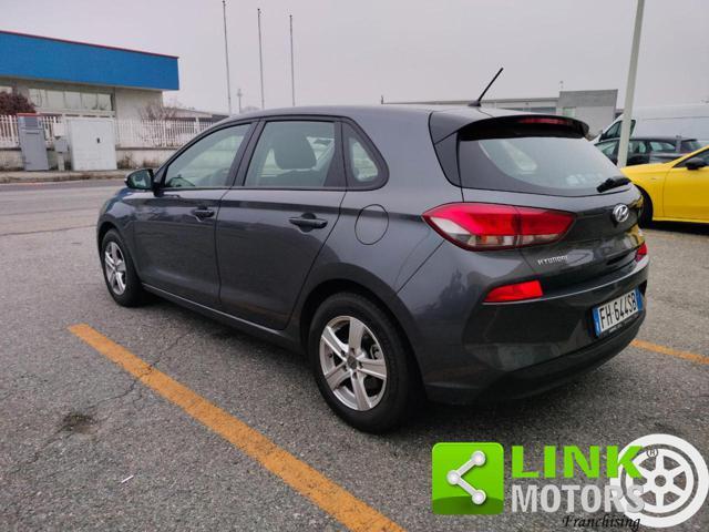 HYUNDAI i30 1.4 MPI 5p. Classic 16V