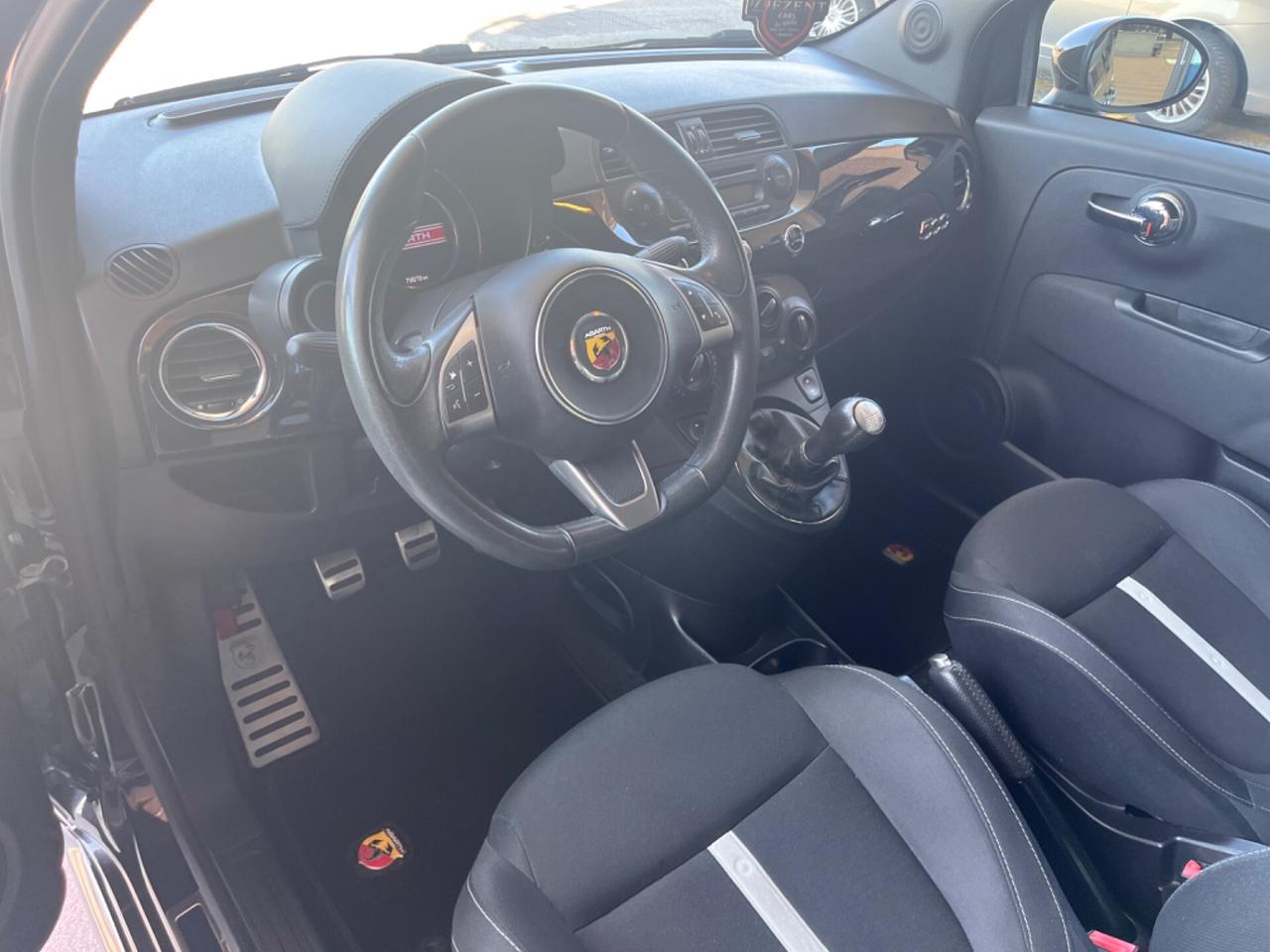 Abarth 500 1.4 Turbo T-Jet Custom