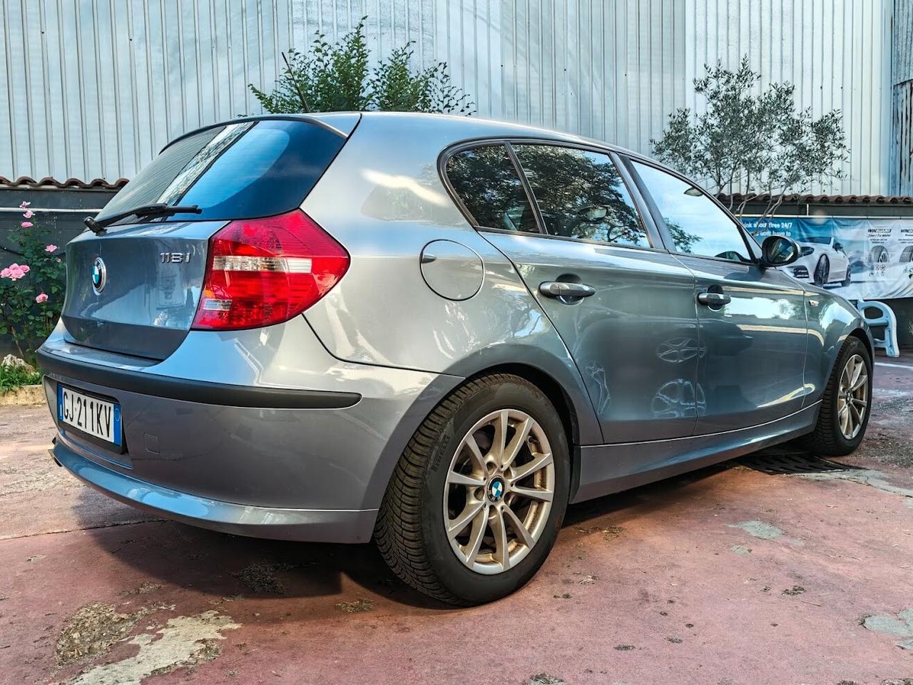 Bmw 118 120i cat 5 porte Futura