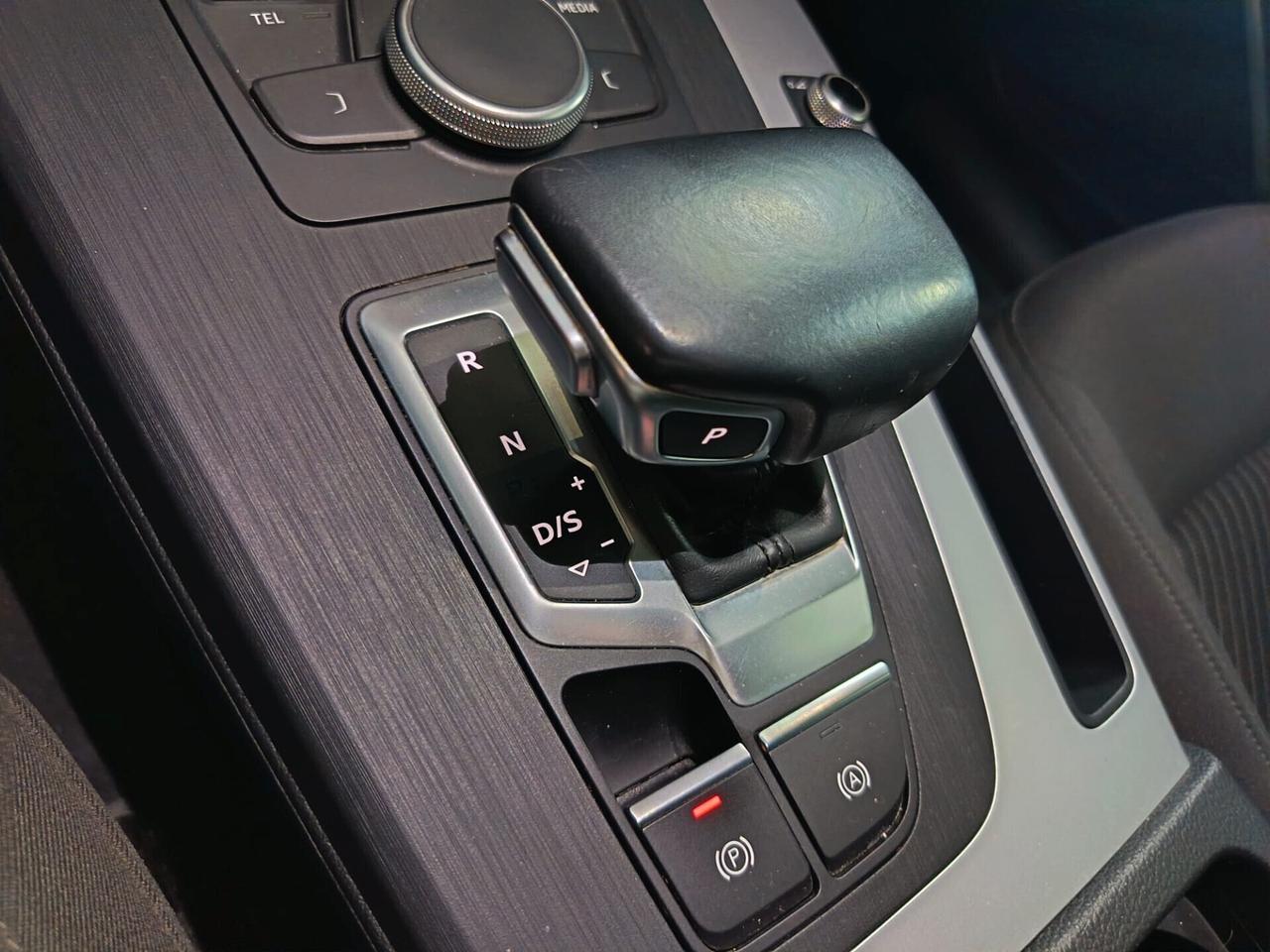 Audi Q5 35 TDI S tronic Business Advanced