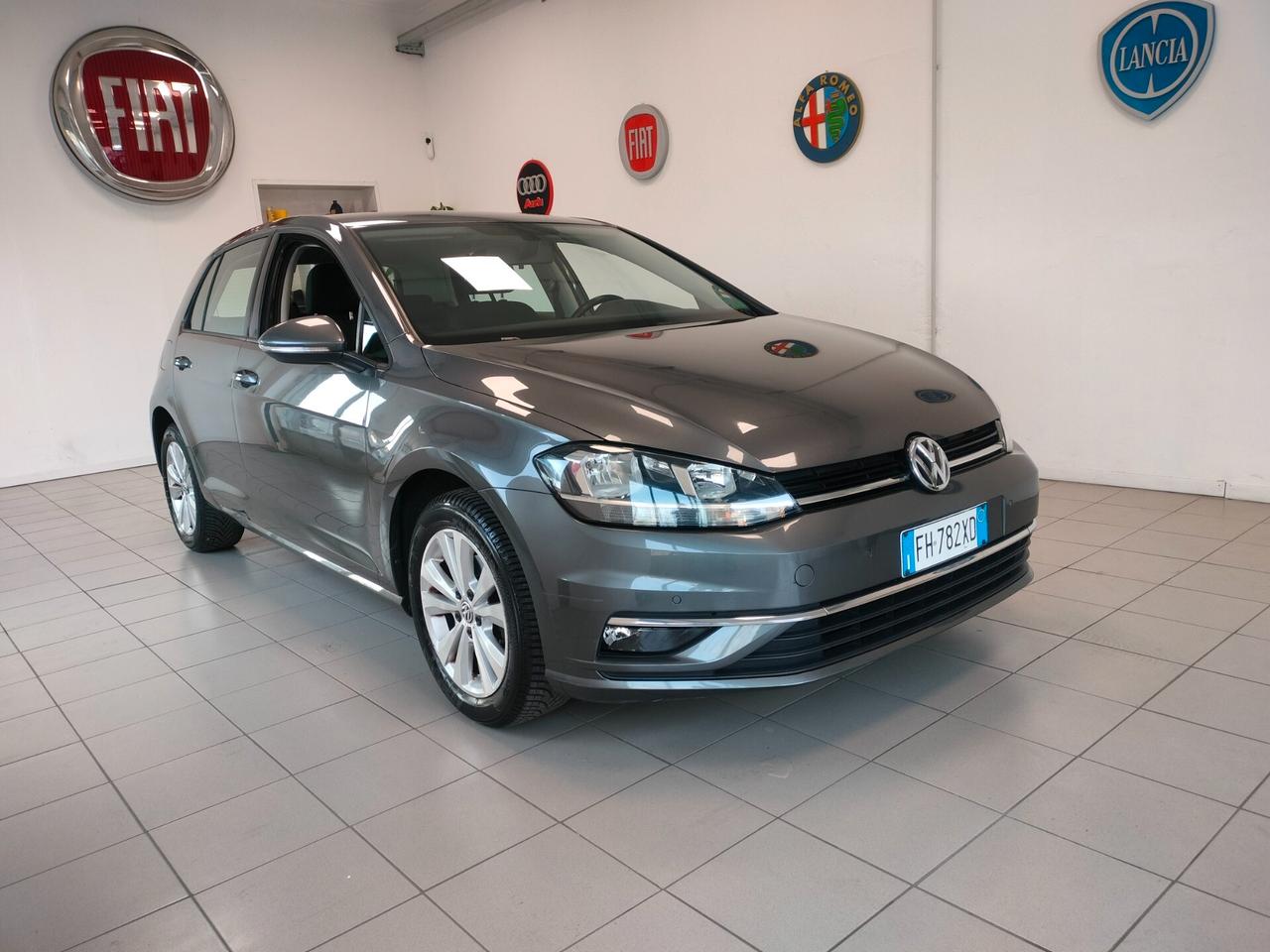 Volkswagen Golf 1.0 TSI 110 CV 5p. Business BlueMotion Technology
