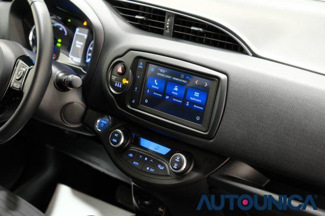 TOYOTA Yaris 1.5 HYBRID 5 PORTE TREND WHITE EDITION