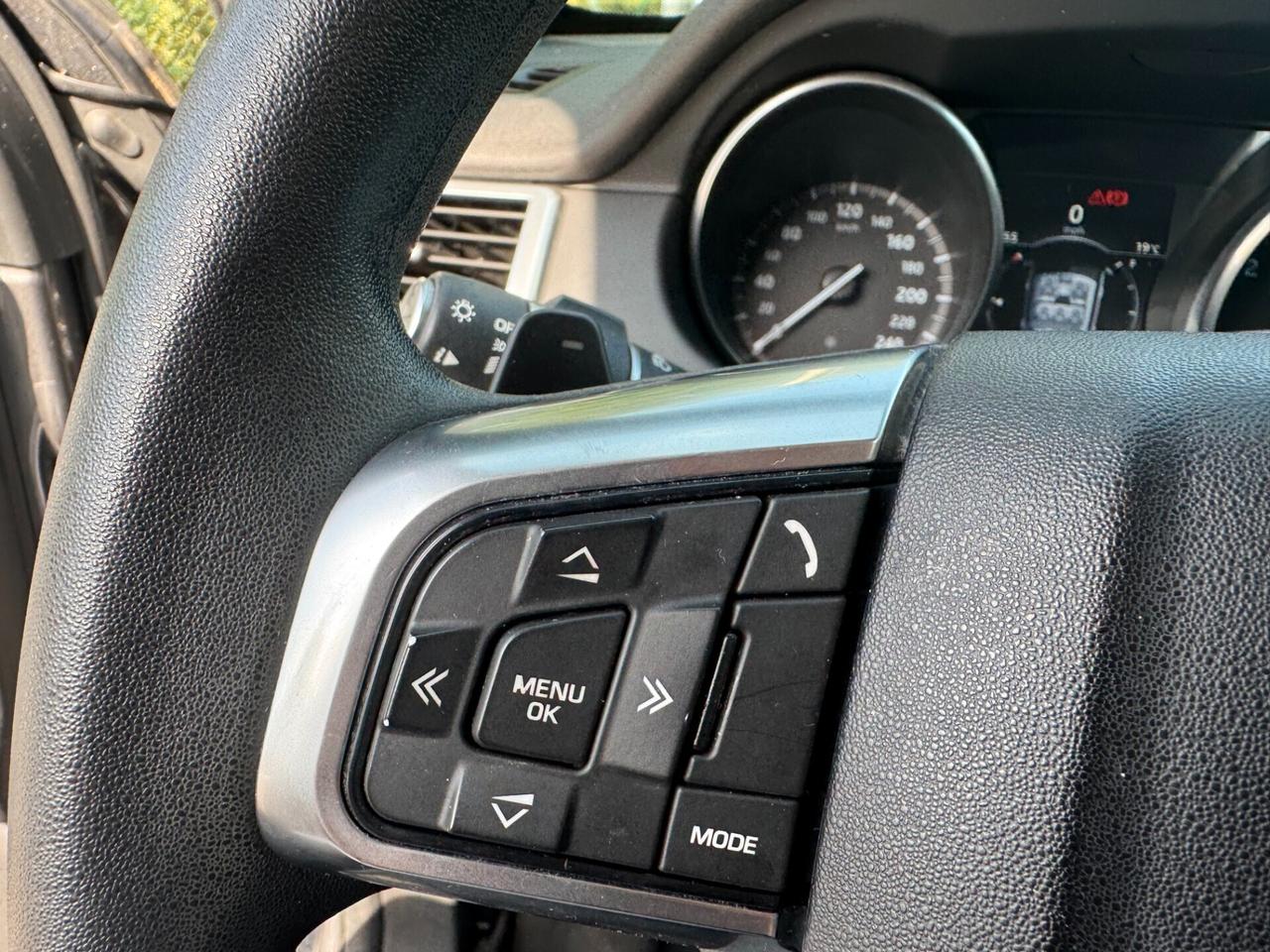 Land Rover Discovery Sport 2.0 TD4 150 CV HSE