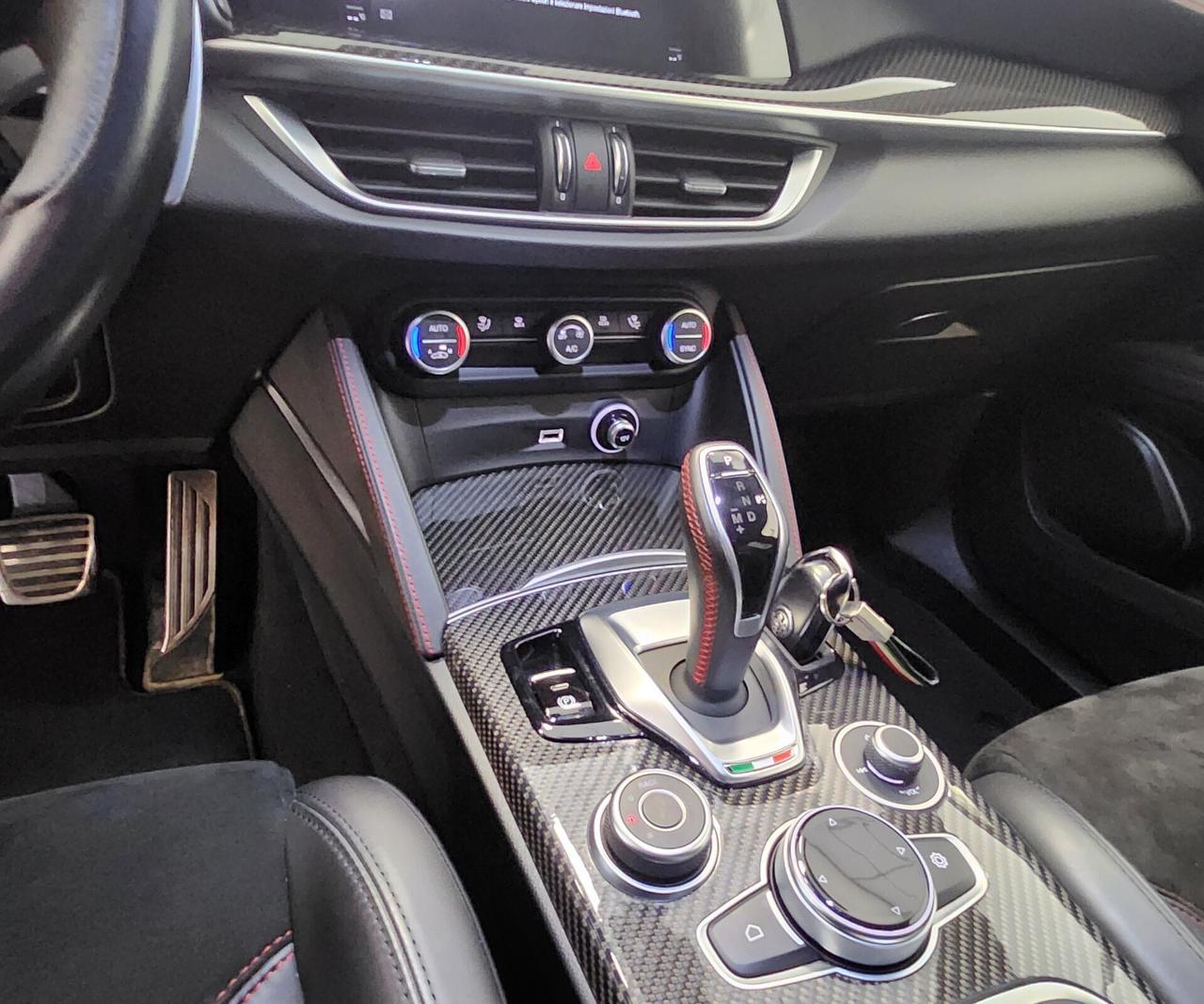 Alfa Romeo Stelvio 2.9 Bi-Turbo V6 510 CV AT8 Quad