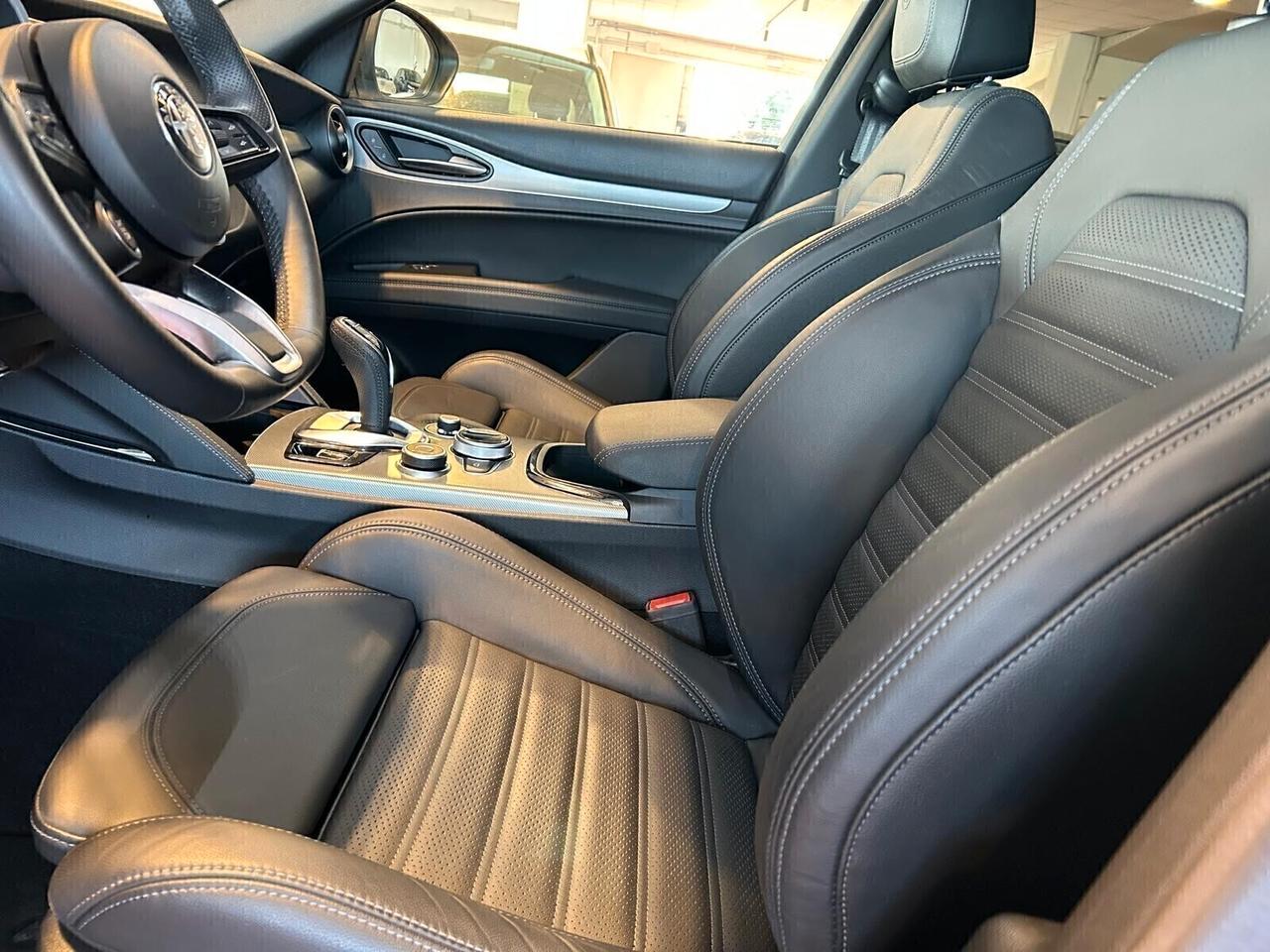 Alfa Romeo Stelvio VELOCE 2.2 Turbodiesel 210 CV AT8 Q4 SPOTICAR