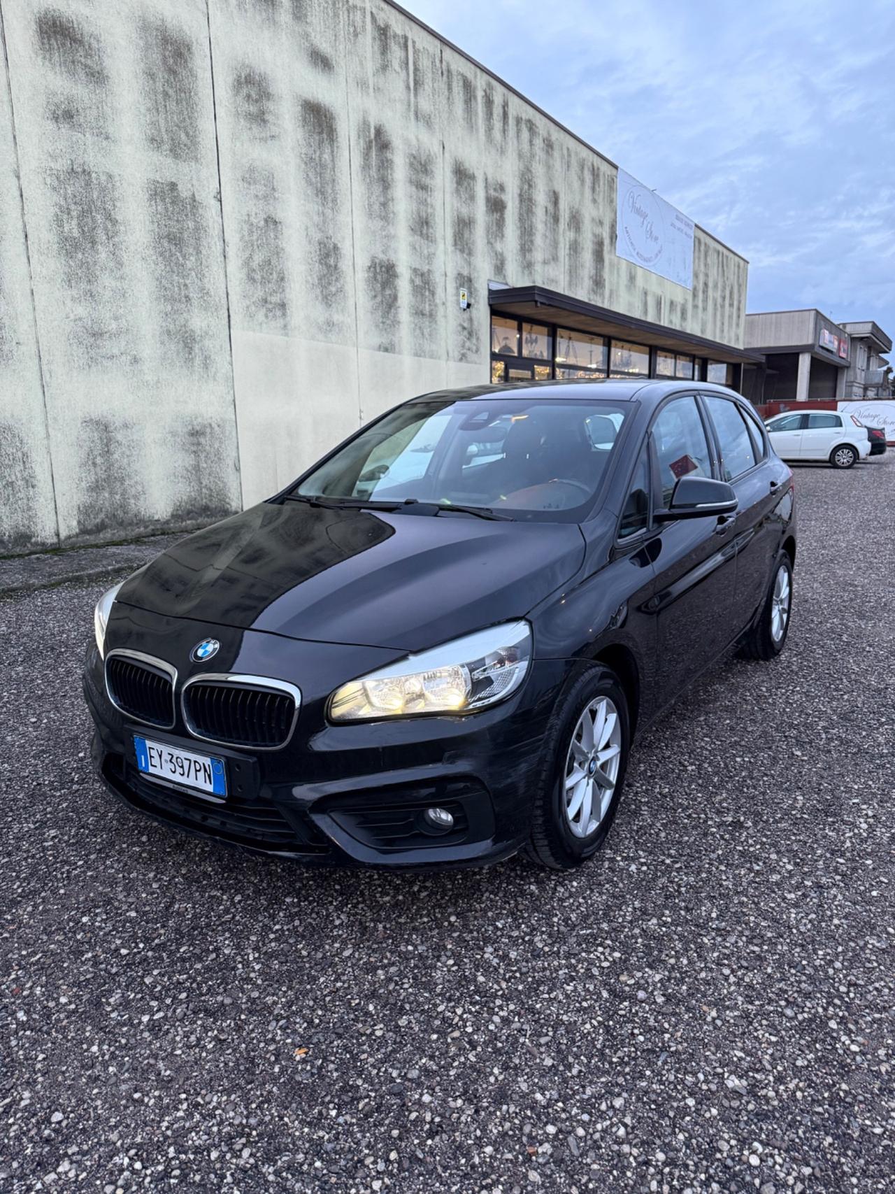 Bmw 2er Active Tourer 218d Luxury