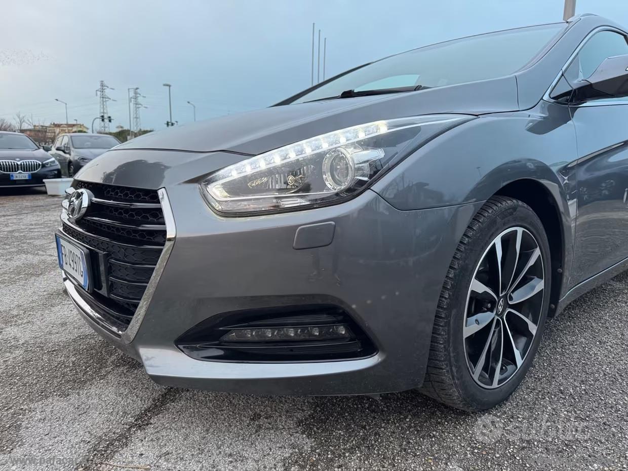 HYUNDAI i40 Wagon 1.7 CRDi 141 CV 7DCT Style