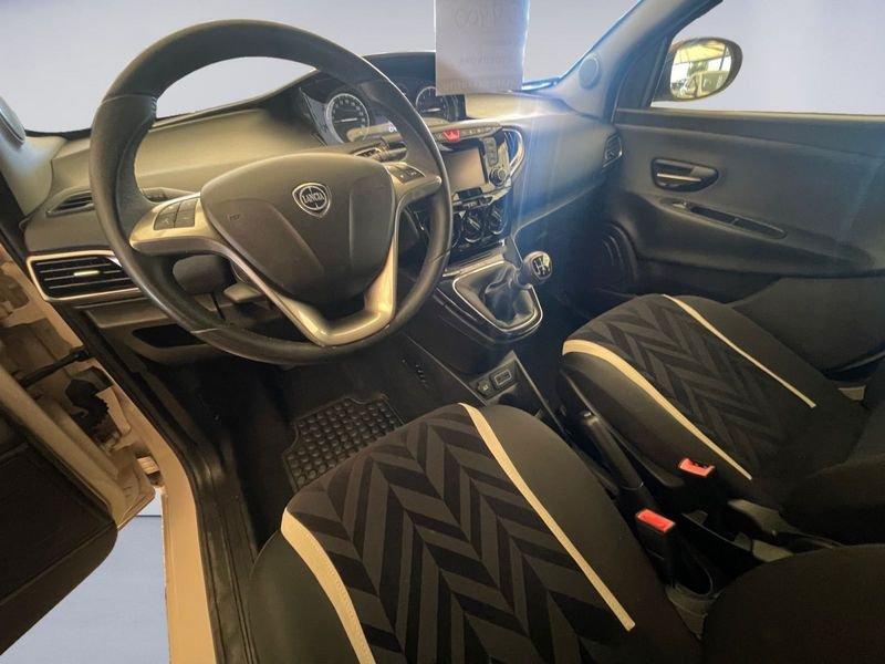 Lancia Ypsilon 1.2 69cv GPL Ecochic Gold