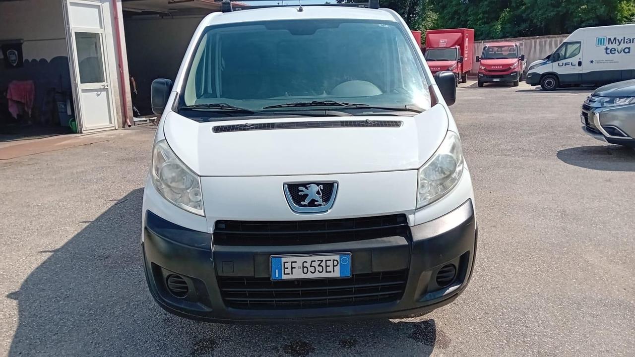 Peugeot expert cargo 3 post-2.0 hdi -12/2010
