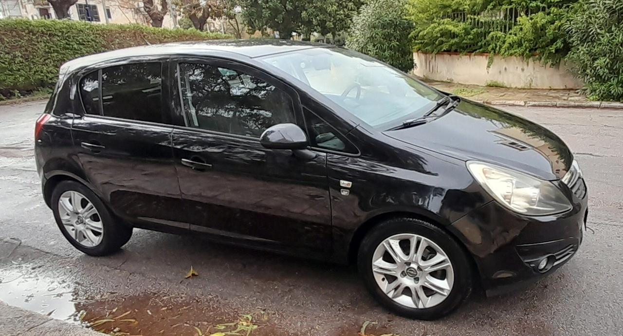 Opel Corsa 1.7 CDTI 130CV 5 porte Cosmo