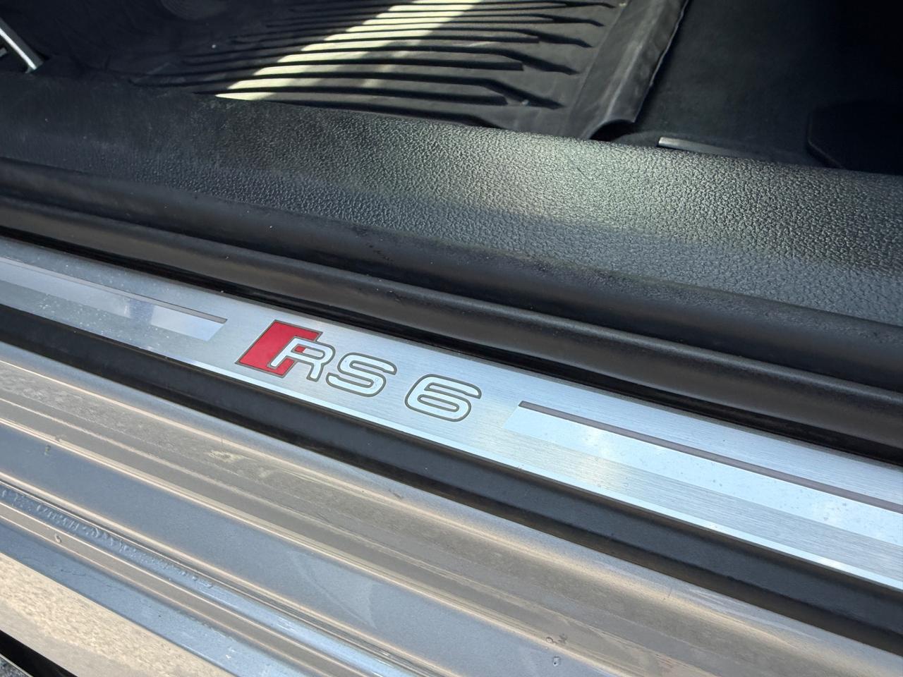 Audi RS6 Avant 4.0 TFSI V8 quattro tiptronic