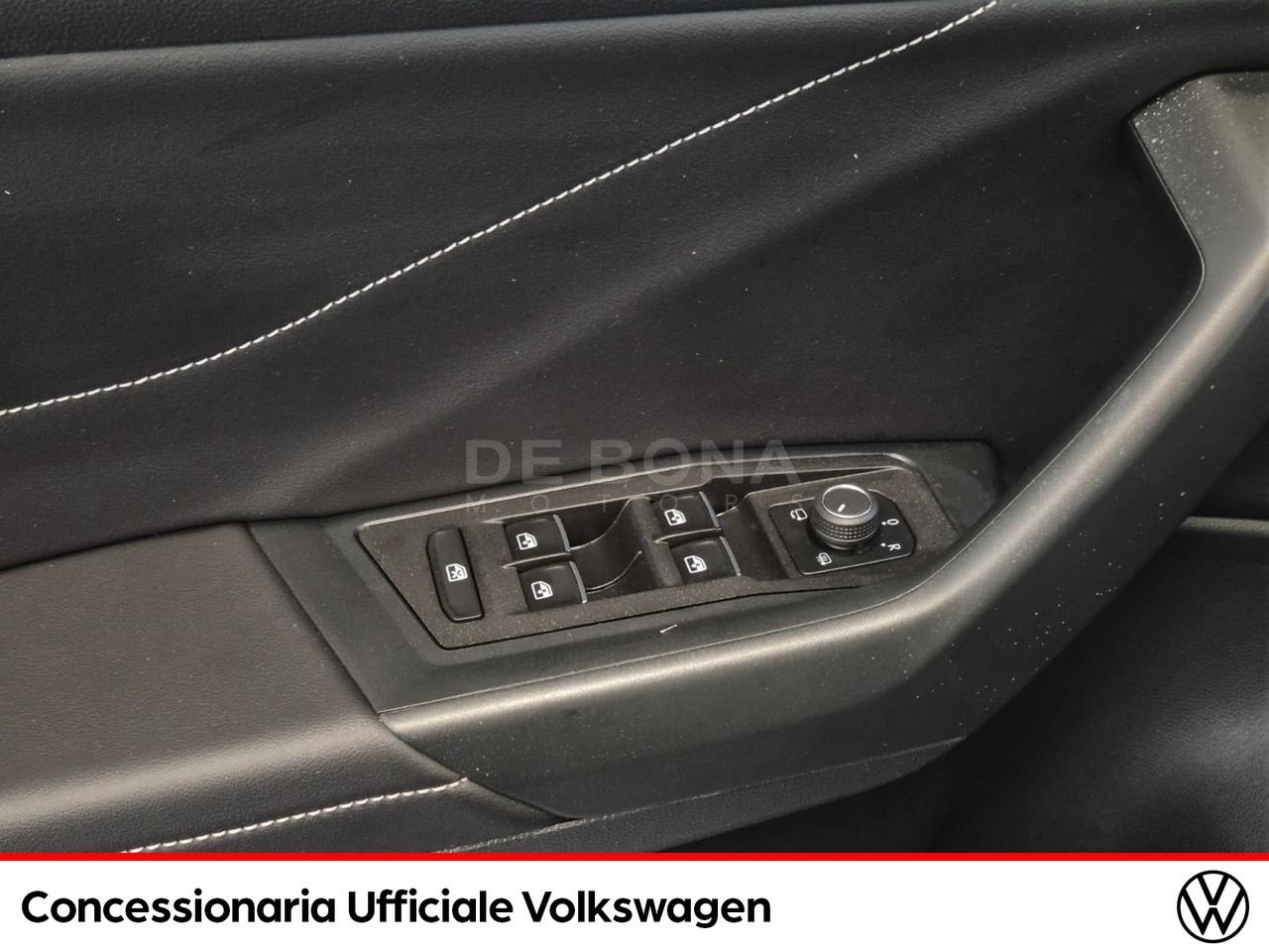 Volkswagen T-Roc 1.0 tsi style 110cv