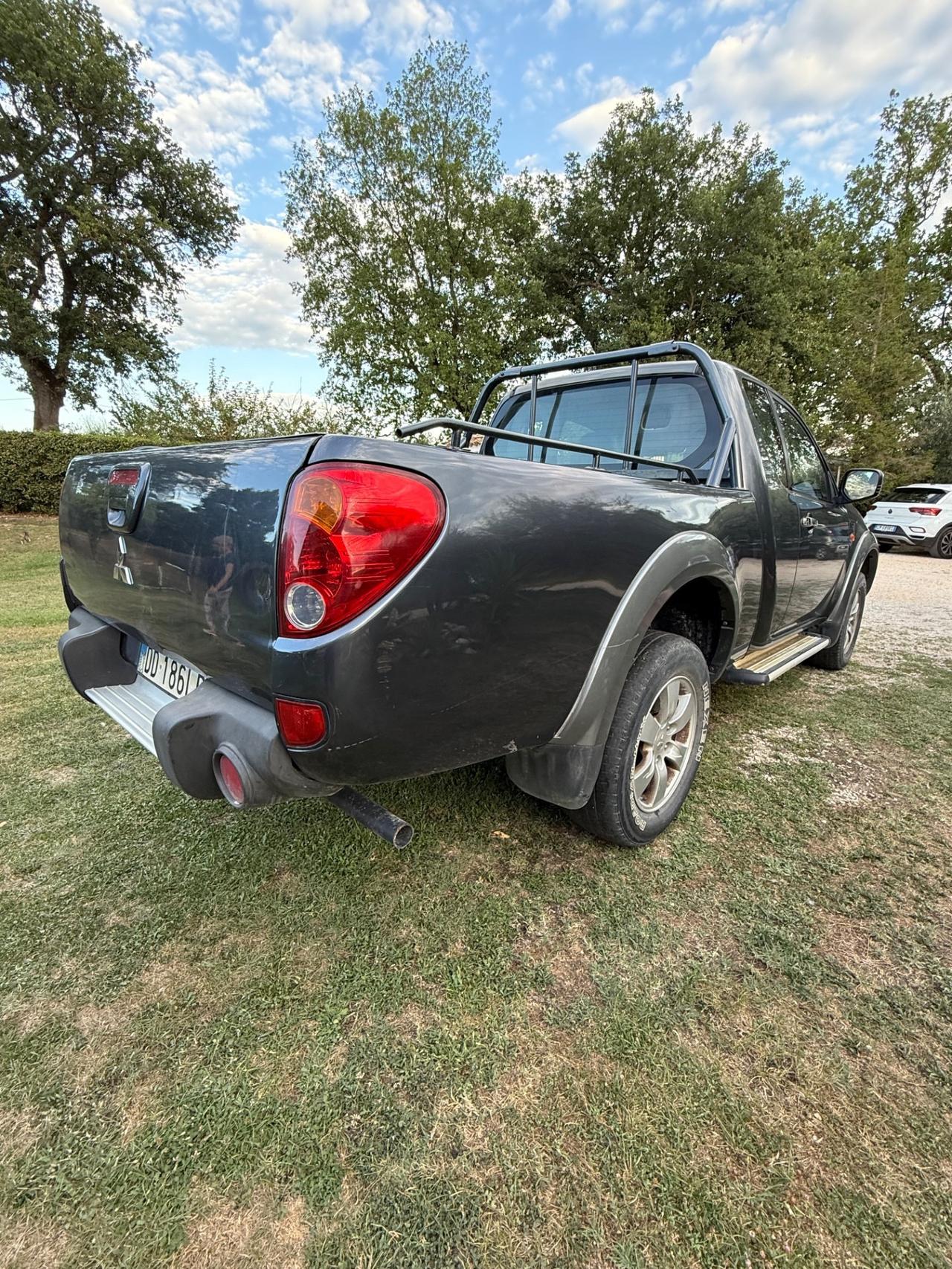 Mitsubishi L200 2.5 DI-D/136CV Single Cab Inform