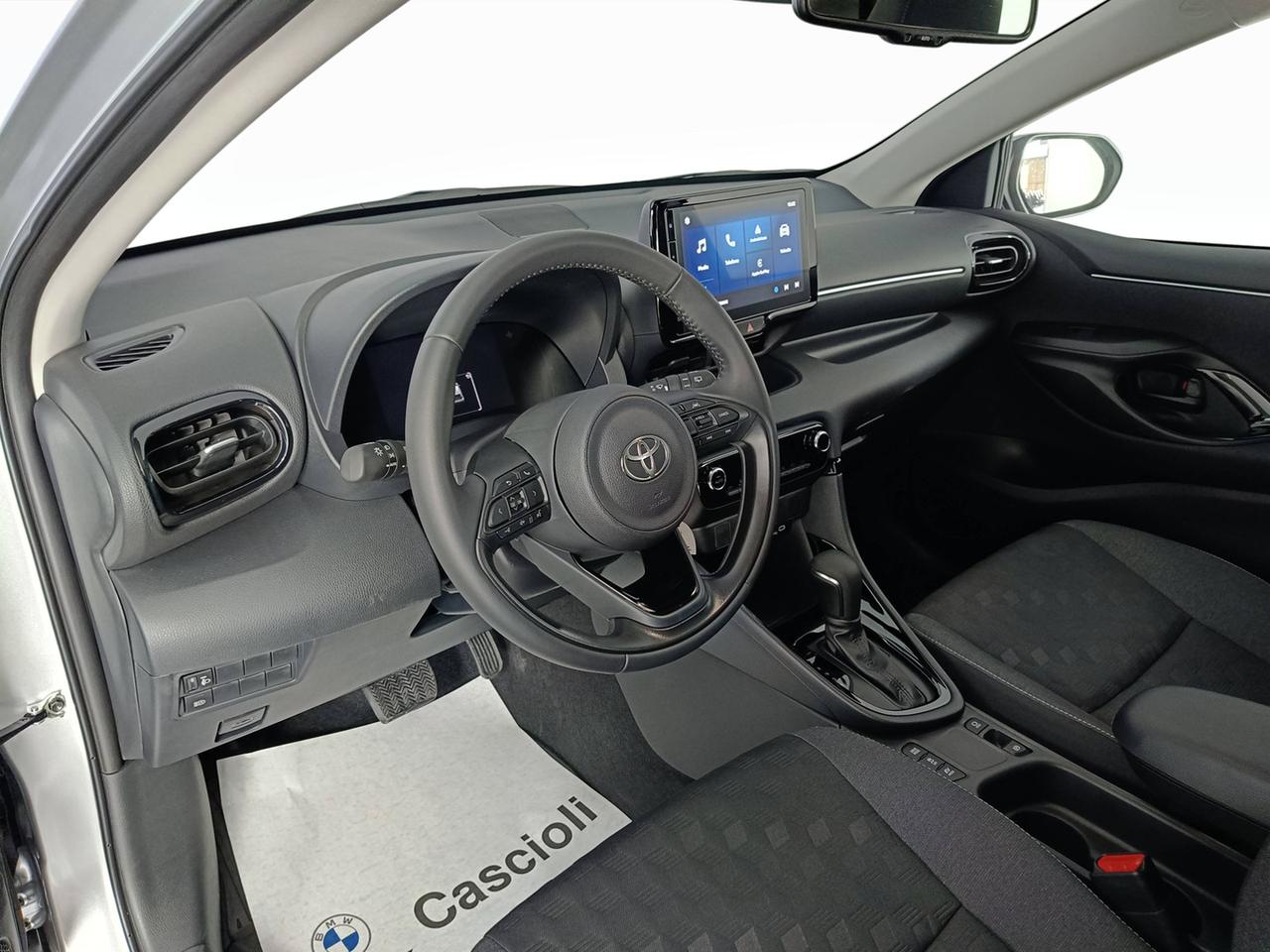 TOYOTA Yaris IV 2020 - Yaris 1.5h Trend