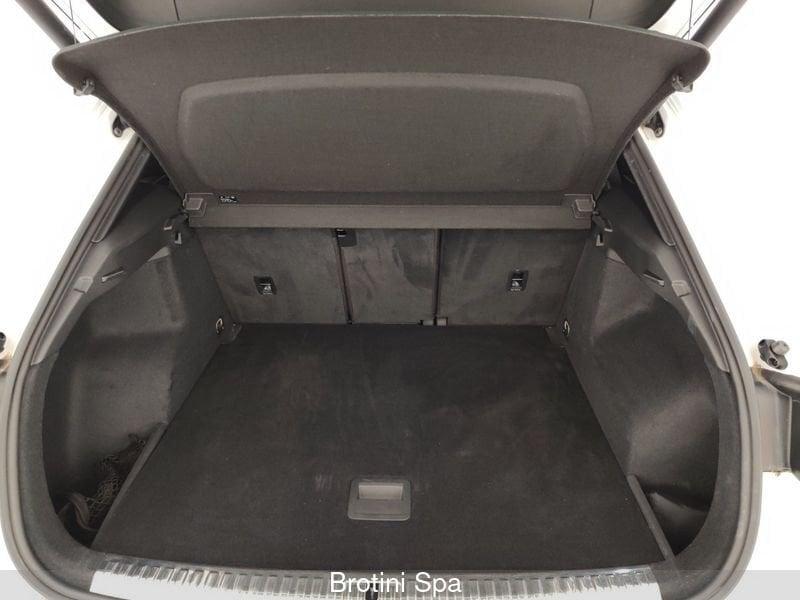 Audi Q3 RS Q3 quattro S tronic