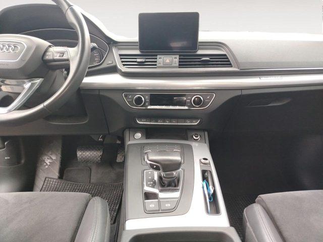 AUDI Q5 50 TFSI e quattro S tronic Business