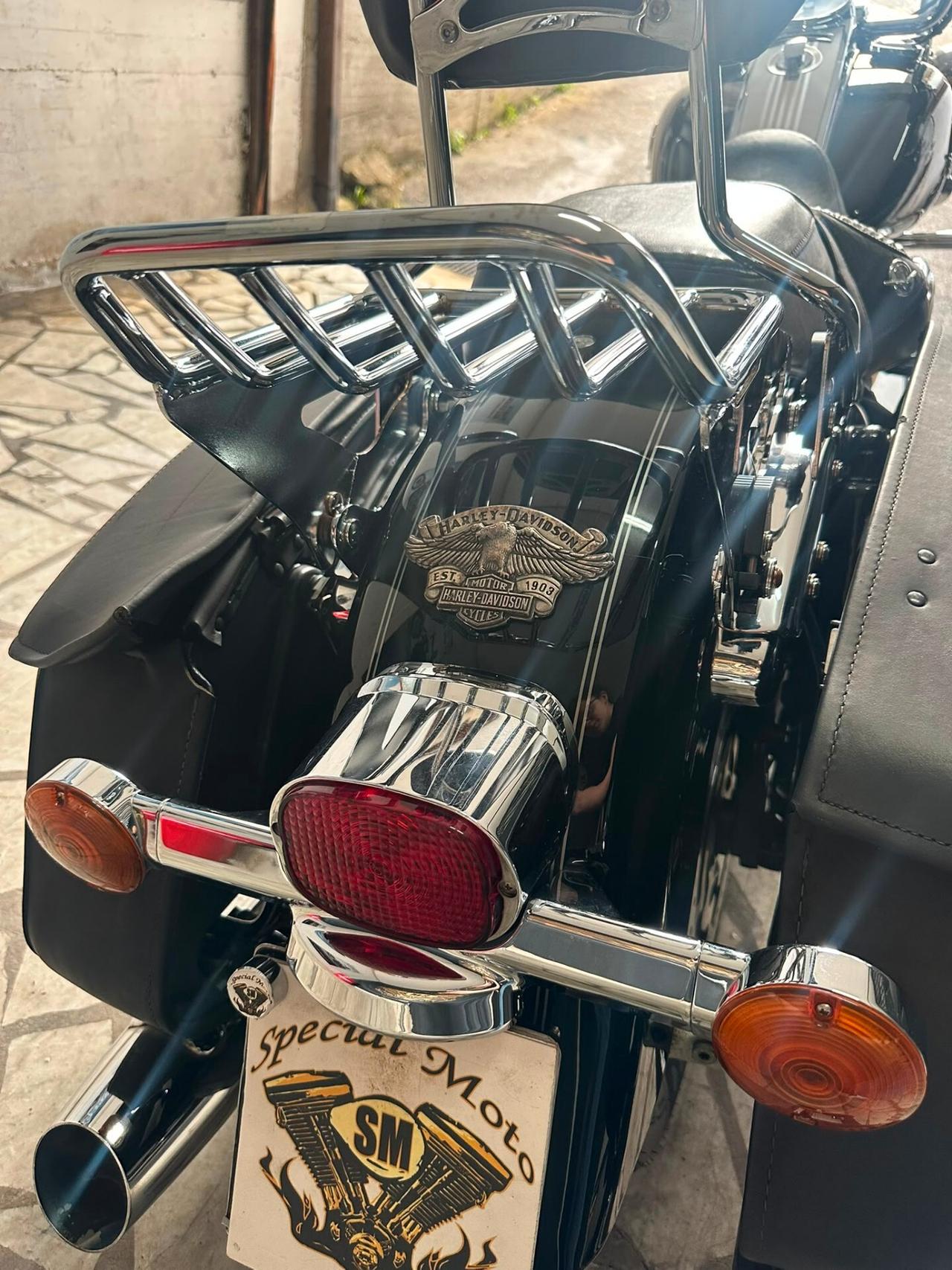Harley-davidson FLHR Road King 1584