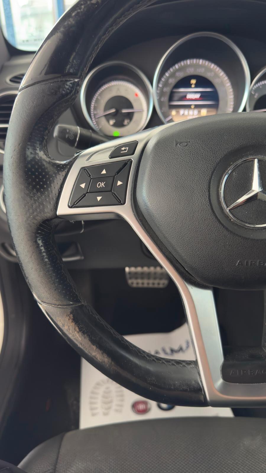 Mercedes-benz C 220 C 220 CDI BlueEFFICIENCY Coupé Avantgarde