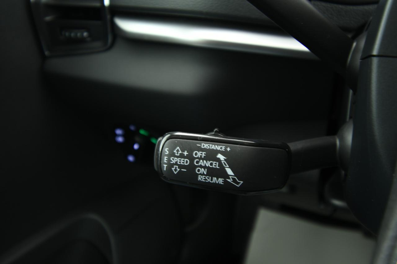 SKODA Karoq 2.0 tdi evo Executive 115cv dsg NEOPATENTATI+CAMERA+ACC