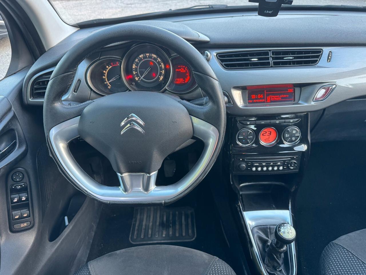 Citroen C3 1.4 HDi 70 Exclusive 2012 TETTO