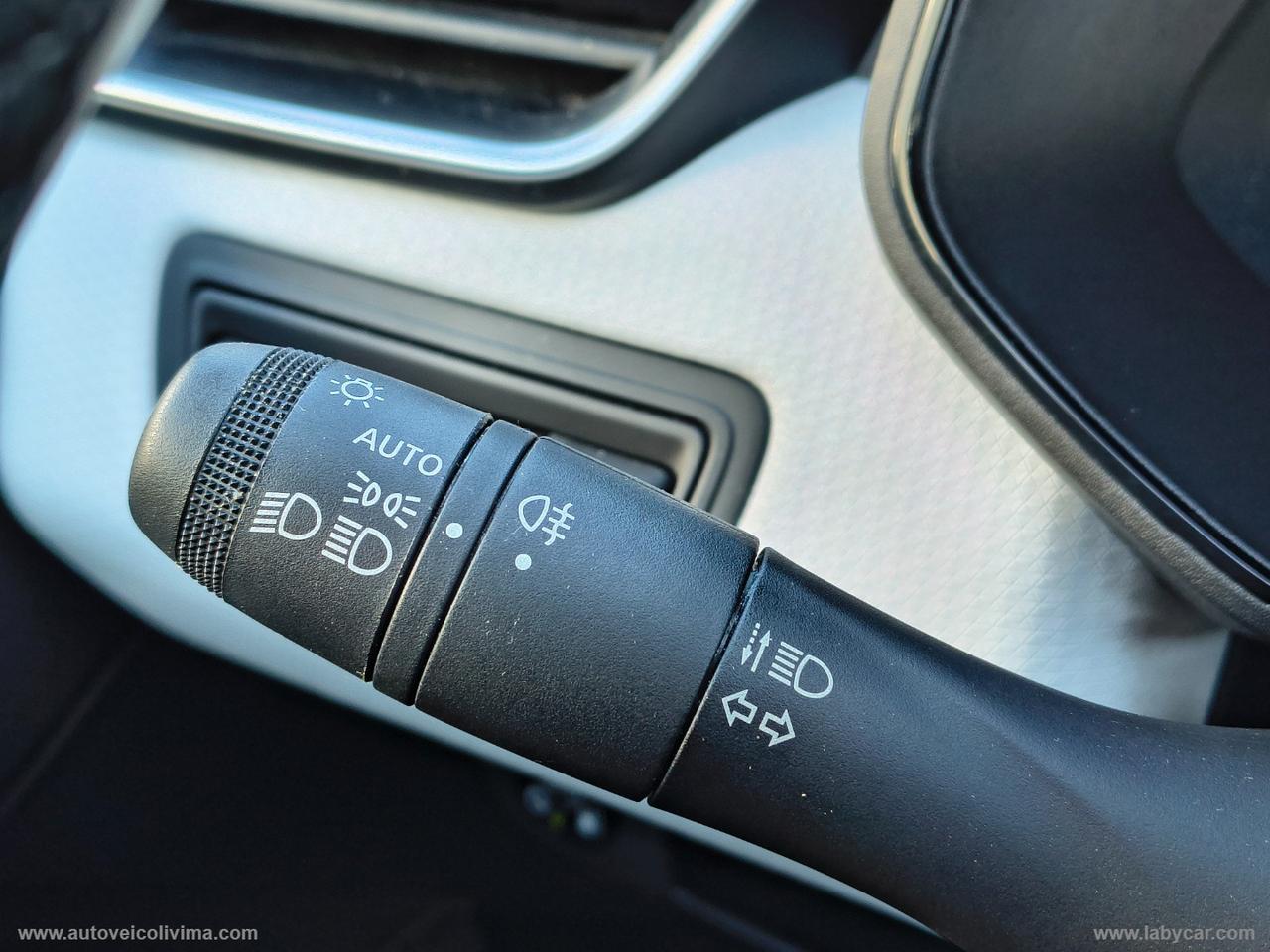 RENAULT Clio TCe 100 CV GPL Techno