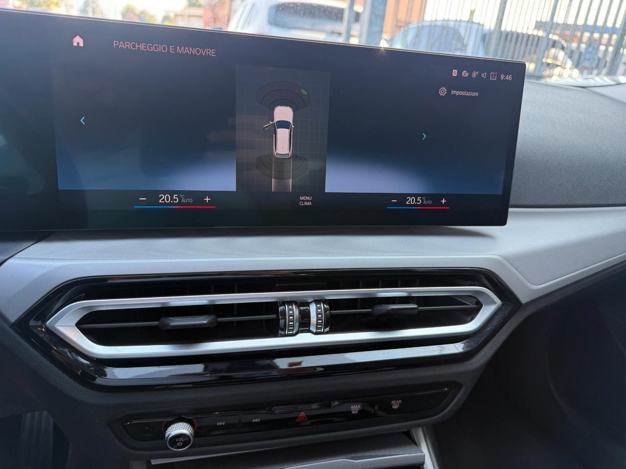 BMW 316 Touring mhev 48V auto