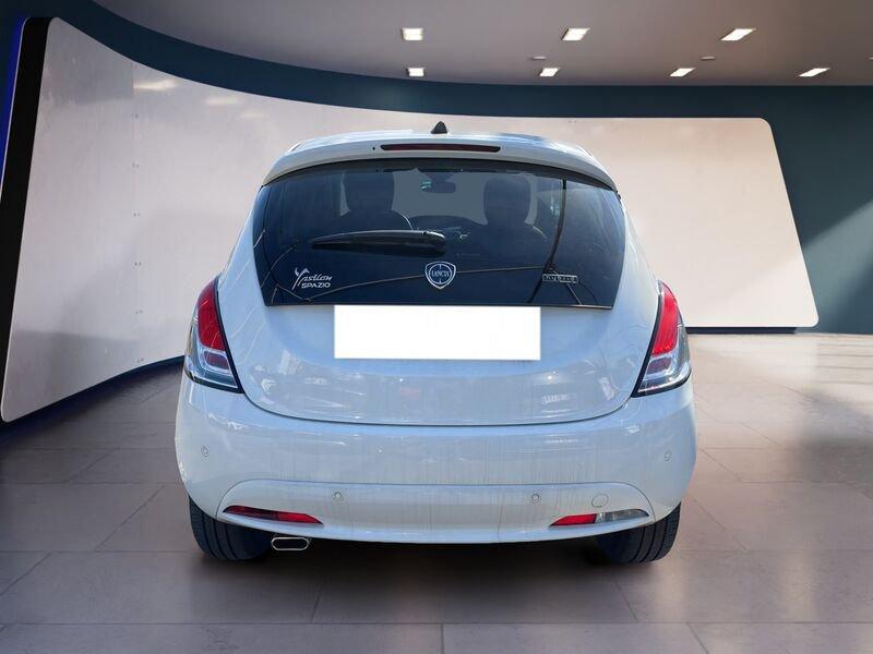 Lancia Ypsilon III 2021 1.0 firefly hybrid Gold s&s 70cv