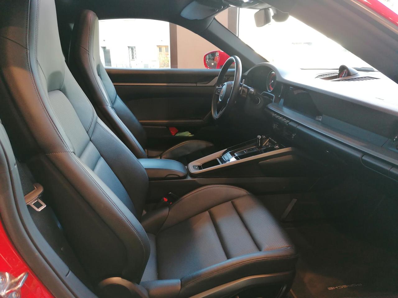 Porsche 911 992 Carrera 2 Coupè