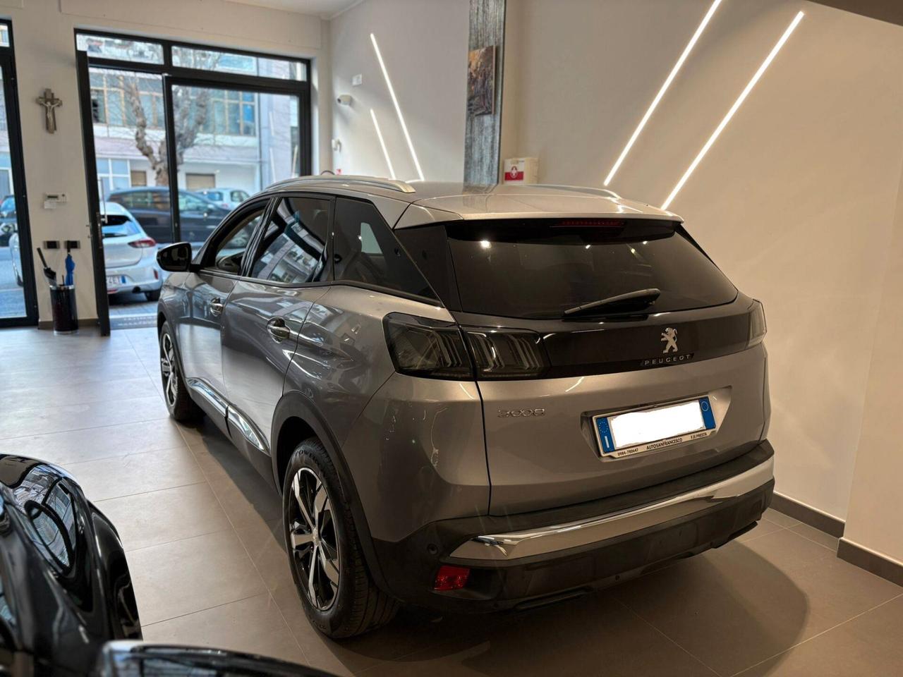 Peugeot 3008 .5 EAT8 Allure 130cv - 2021
