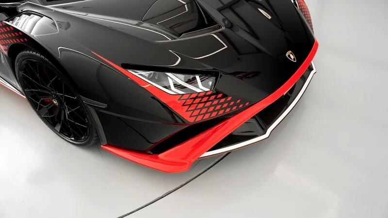 Lamborghini Huracàn STO 5.2 V10 NOLEGGIO LUNGO TERMINE - LEASING FULL INCLUSIVE