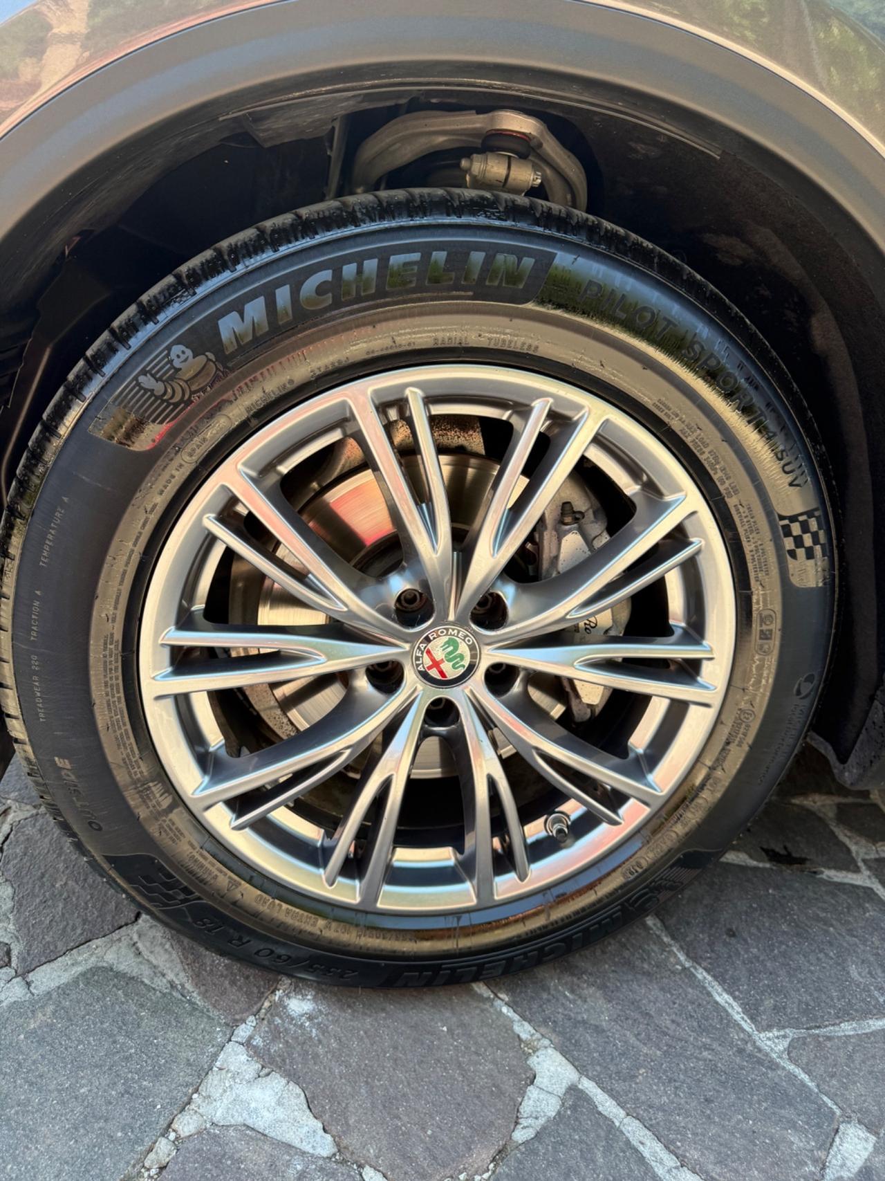 Alfa Romeo Stelvio 2.2 Turbodiesel 190 CV anno 2021 uni proprietario
