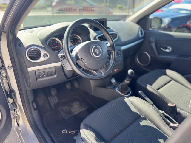 RENAULT Clio 1.2 16V SporTour Luxe GPL