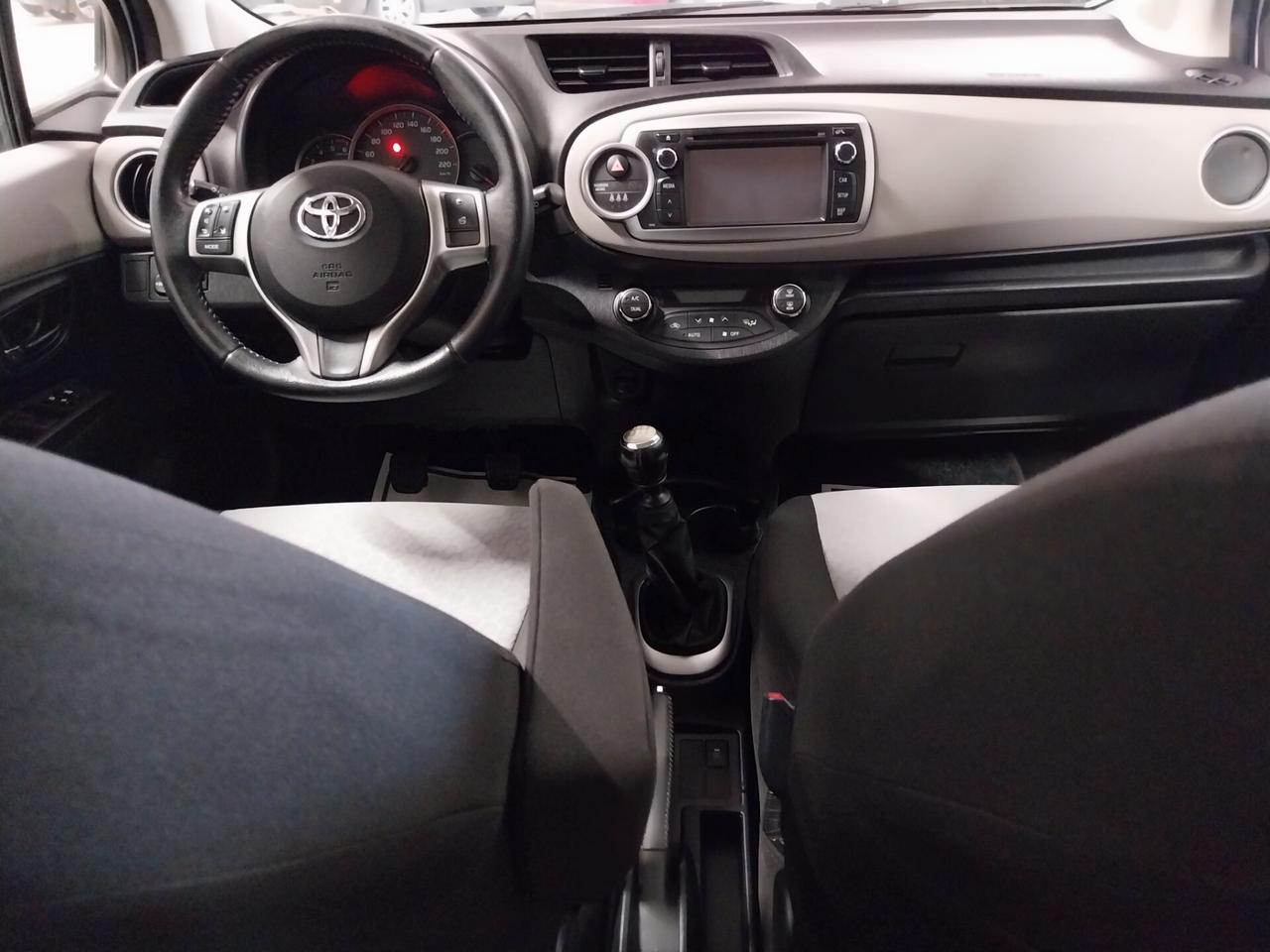 Toyota Yaris 1.4 D - 4 Lounge - ok neopatentati