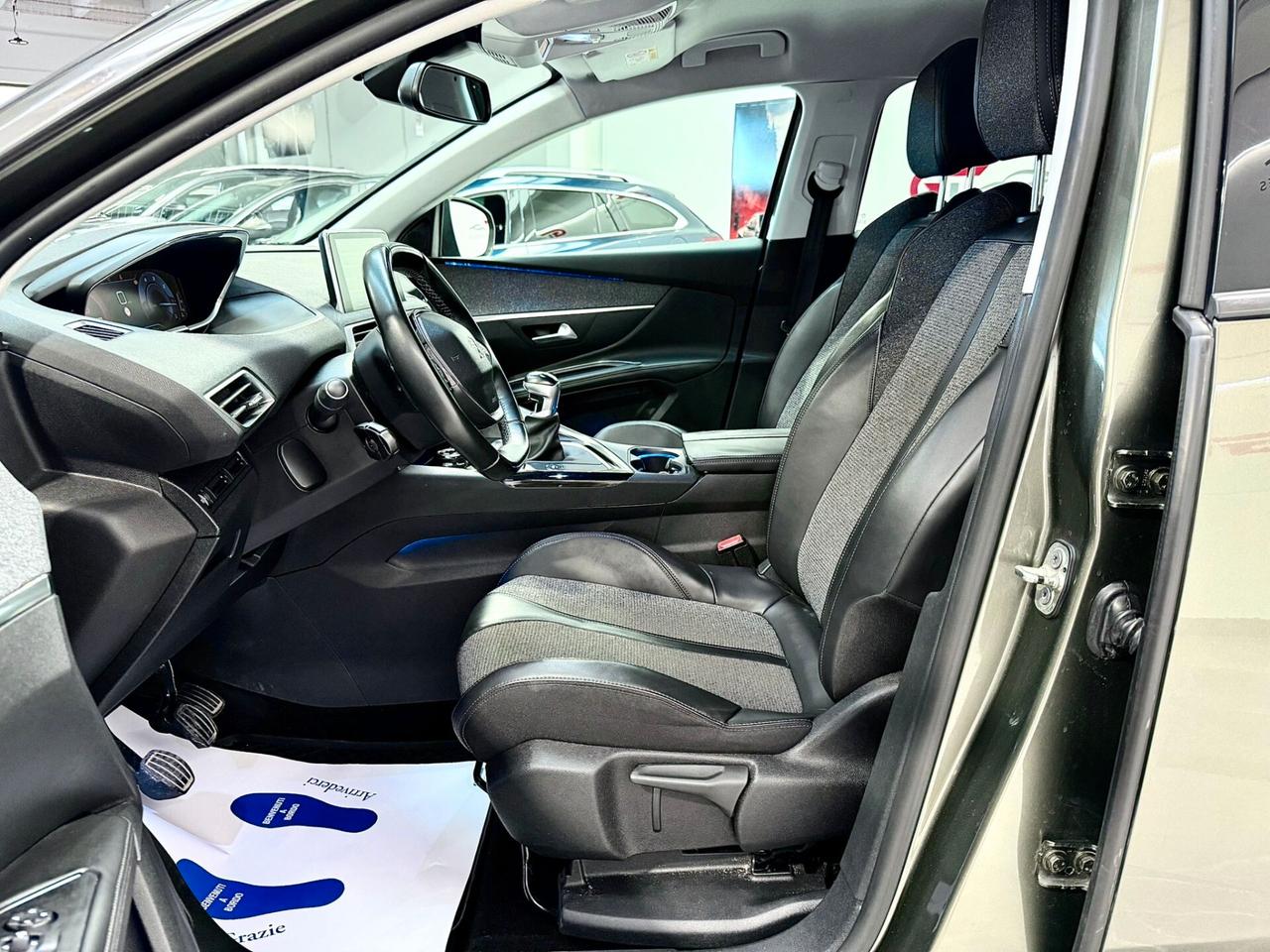 Peugeot 5008 BlueHDi 150 S&S Allure
