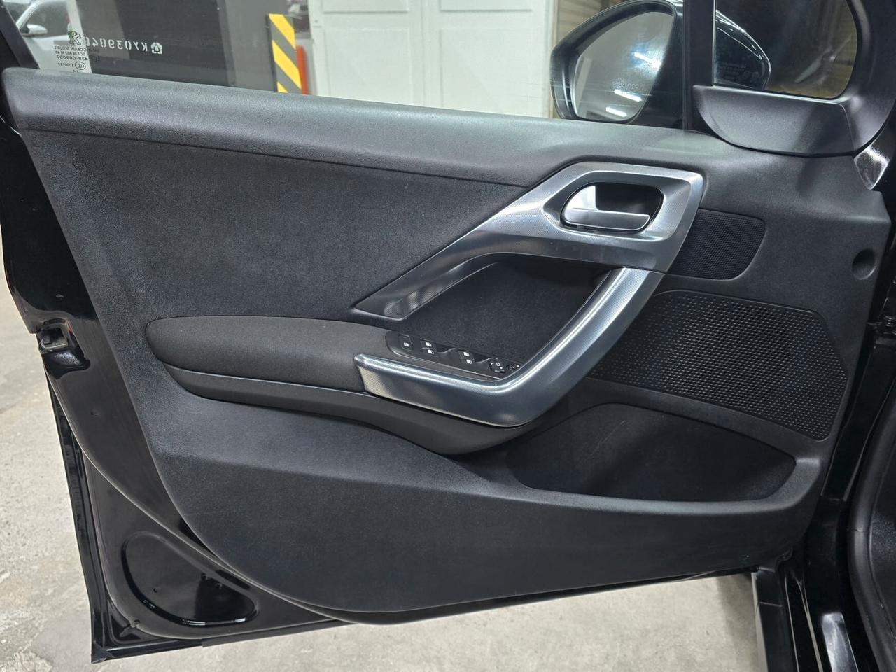 Peugeot 2008 1600hdi 102 cv allure