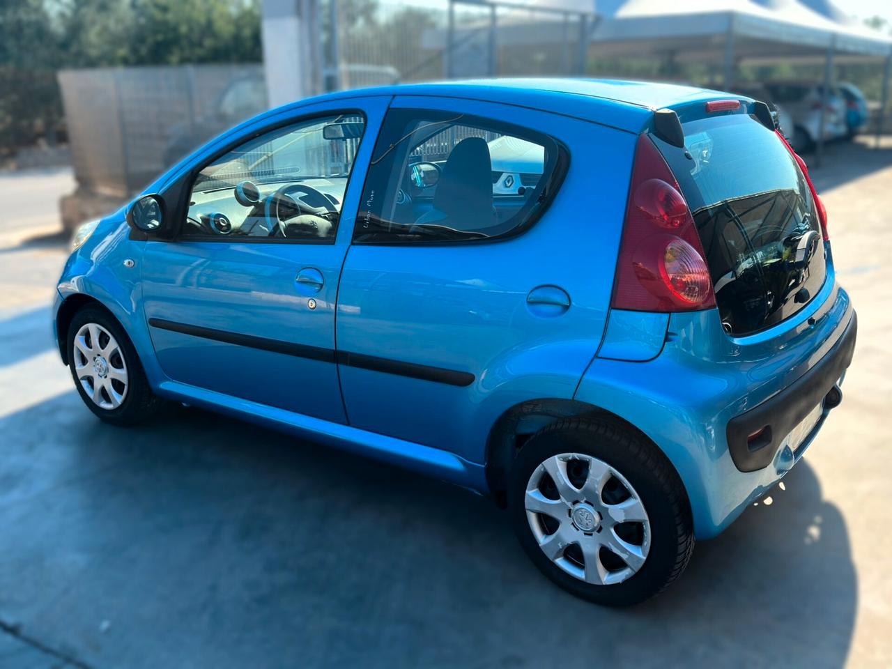 Peugeot 107 1.0 68CV 5p. Urban Move