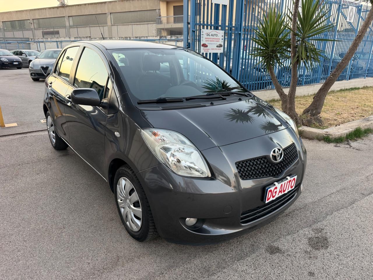 Toyota Yaris 1.3 benzina 87 cv 2008