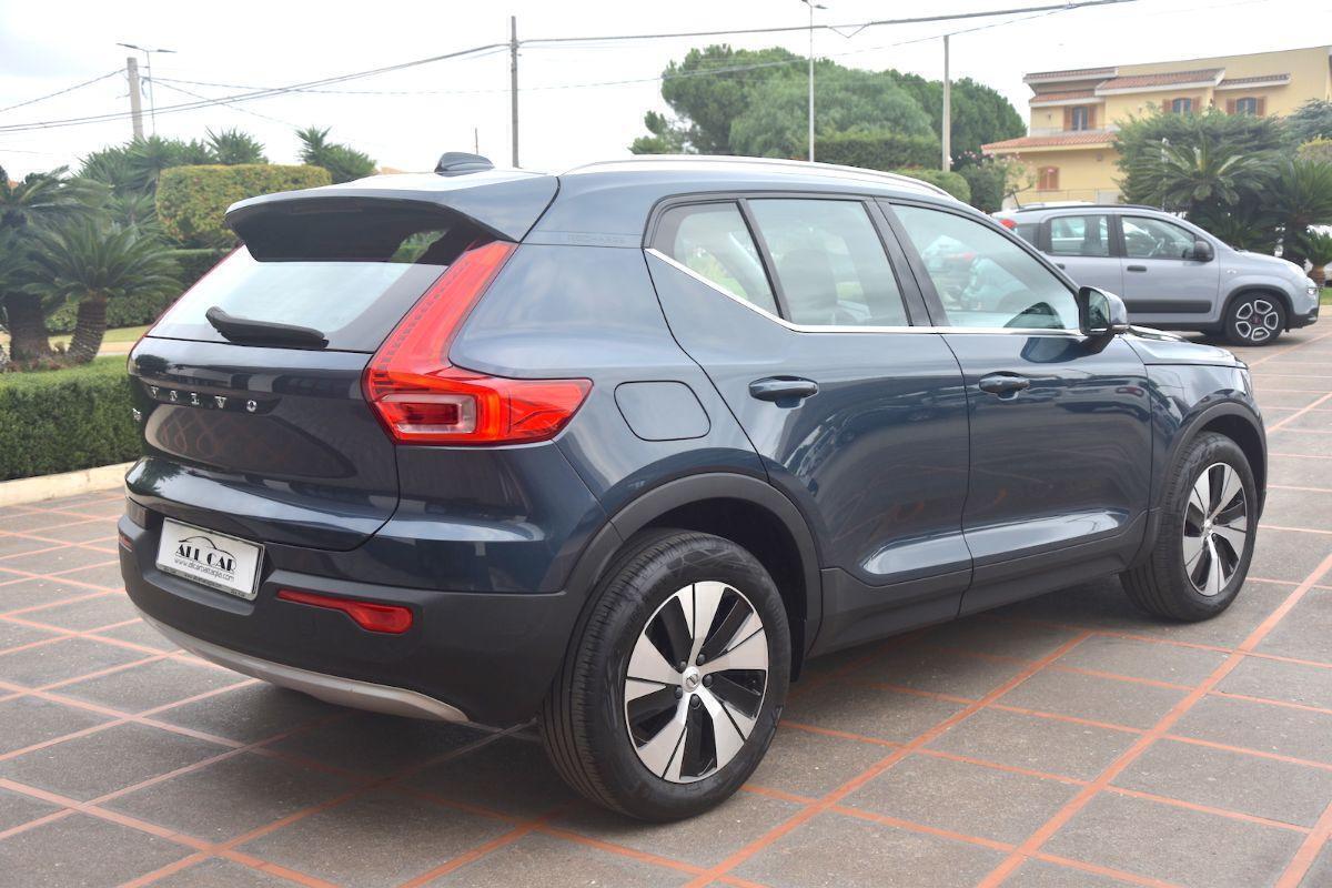 Volvo XC40 T4 Recharge Plug-in Inscription Expression