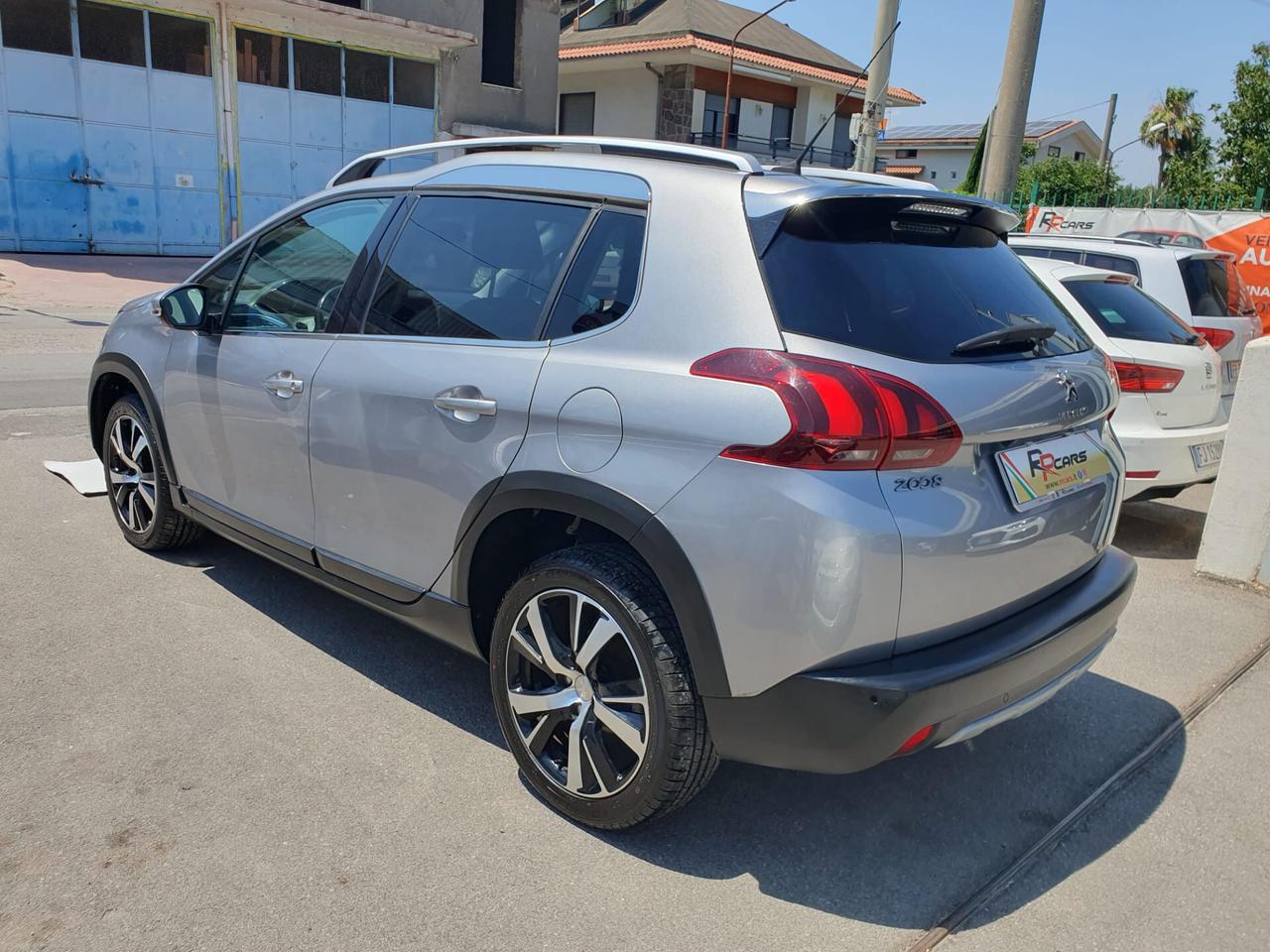 Peugeot 2008 BlueHDi 120 S&S Black Matt