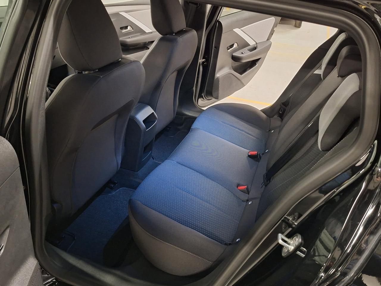 Opel Astra 1200 Turbo 110CV Edition Sports Tourer Km. 0