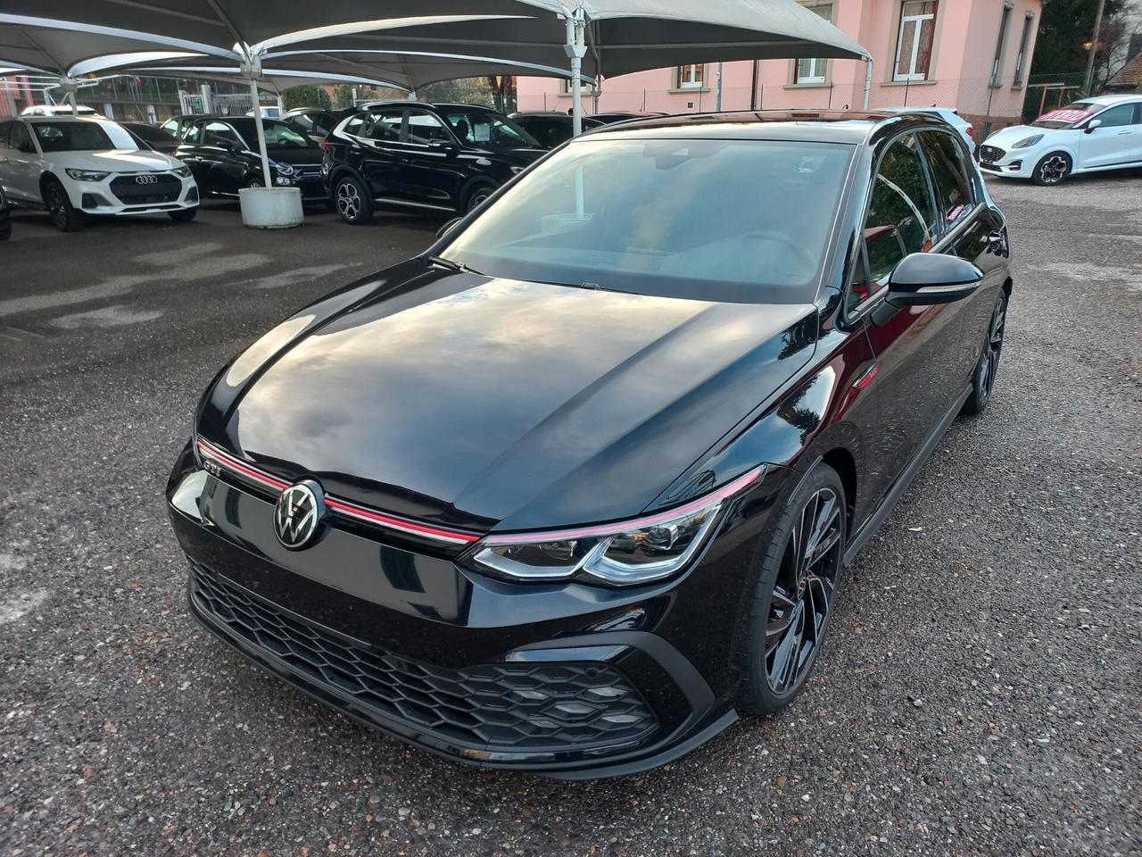 Volkswagen Golf 2.0 TSI GTI DSG