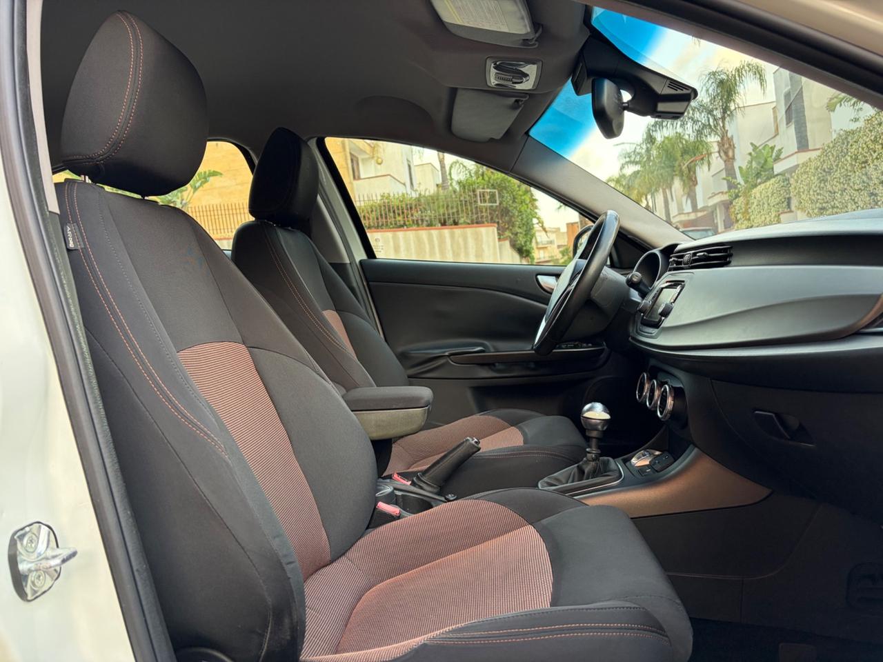 Alfa Romeo Giulietta 1.6 JTDm distictive ideale per neopatentati