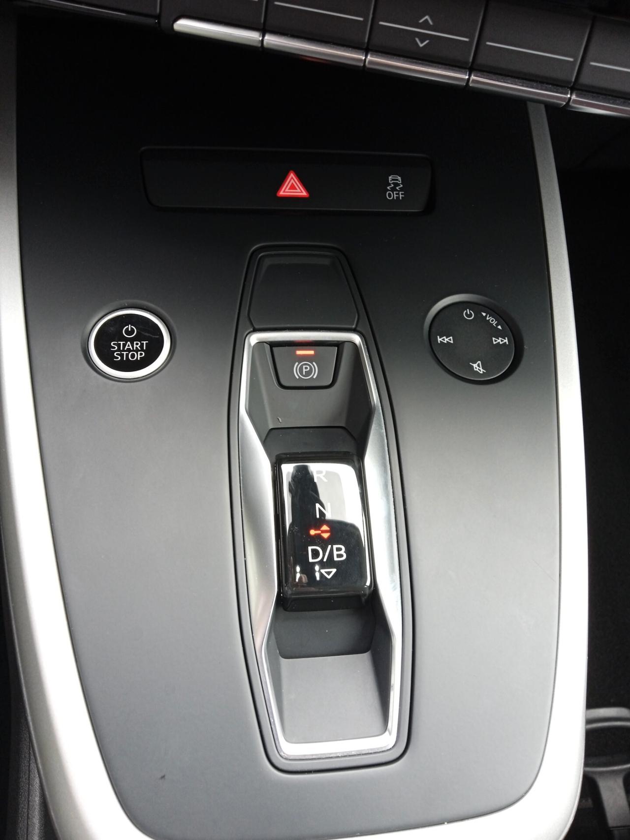 Audi e-tron Q4 ETRON APPLE CAR PLAY GUIDA DI 2° LIVELLO ANDROID AUTO AUTONIMIA DI CIRCA 400 KM PRONTA CONSEGNA
