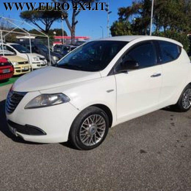 LANCIA Ypsilon 1.2 69 CV 5 porte GPL 2032 NEOPATENTATI