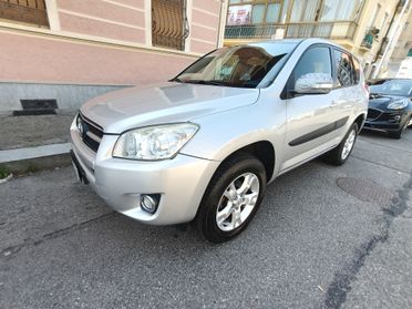 Toyota RAV 4 RAV4 Crossover 2.2 D-4D 150 CV DPF Luxury
